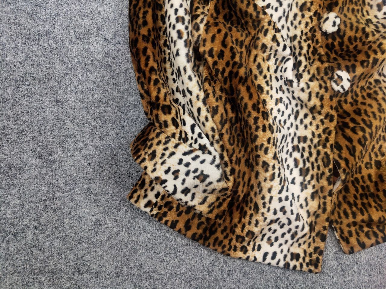 Miss Sixty Miss Sixty luxury vintage Y2K Style Leopard Fur Coat Jacket Size S / US 4 / IT 40 - 7 Thumbnail