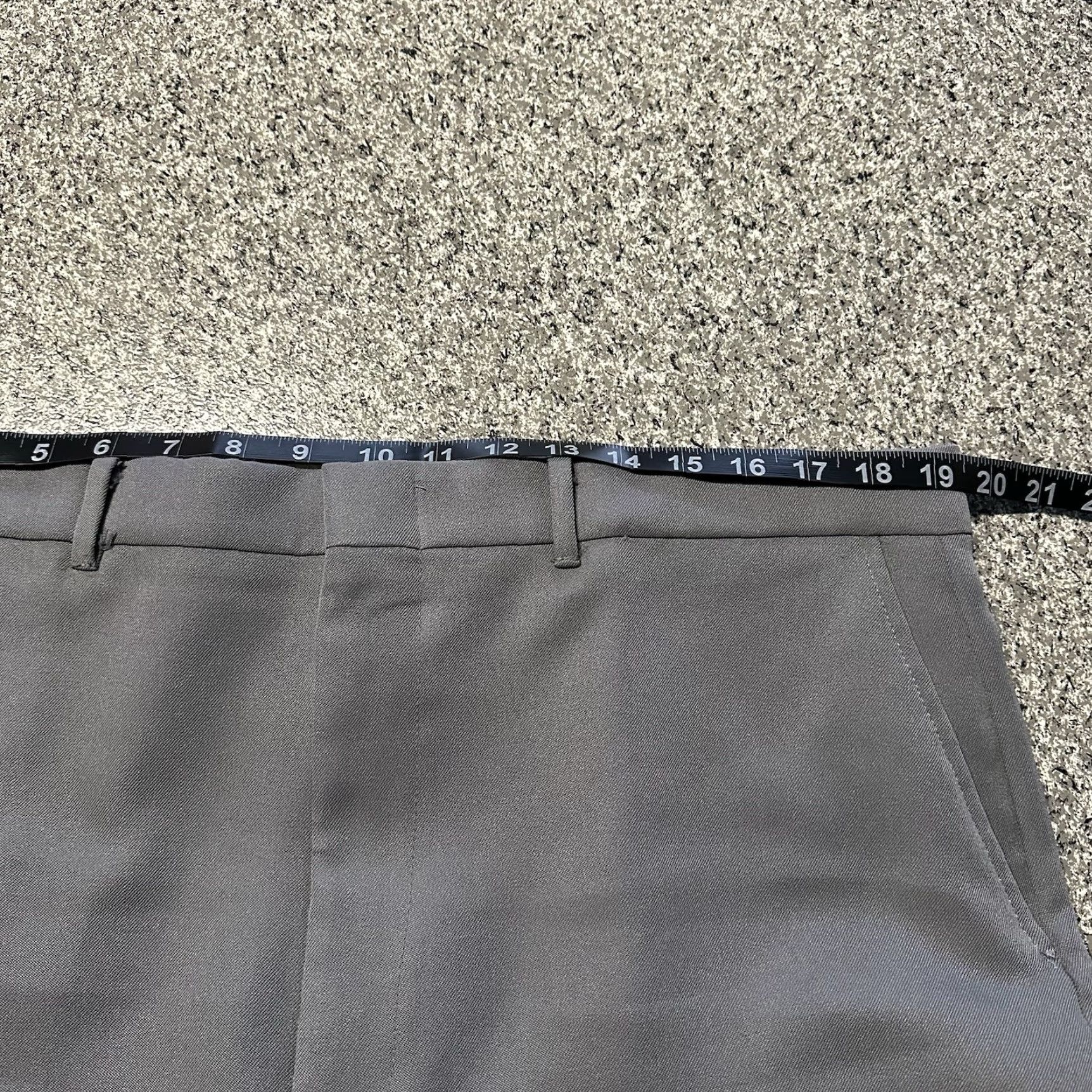 Vintage Vintage Comfort Action Pants Mens 40x30 Grey Dress Slacks All Seasons Made USA Pants Mens 40 Grey Vintage Comfort Action Size US 30 / EU 46 - 5 Thumbnail