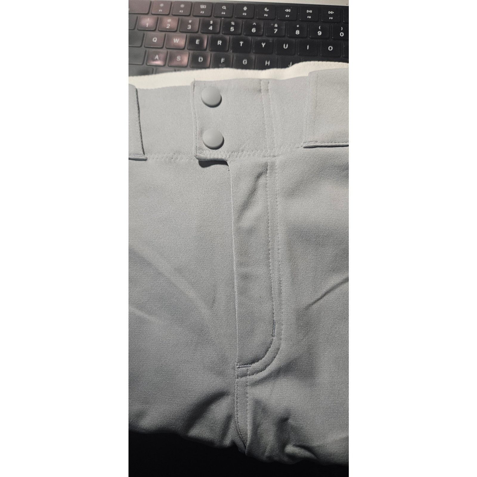 Nike Nike Men's Baseball Pants. Gray. Men's Size Small. Nike Team Size US 32 / EU 48 - 5 Thumbnail