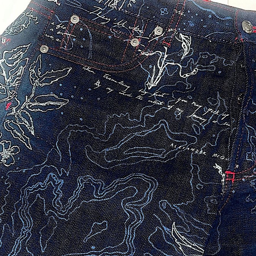 Alexander McQueen Authentic Vintage McQueen Embroidered Poetic Writing Denim Size US 31 - 4 Thumbnail