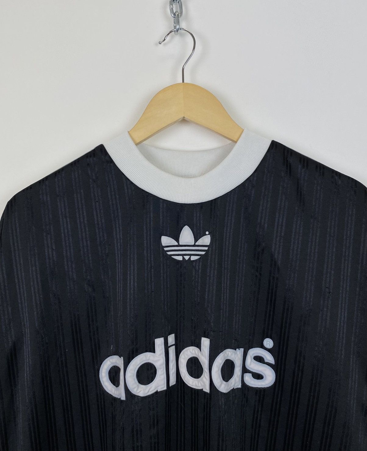 Other Vintage Adidas Black T-Shirt Men’s Made in England Size M Size US M / EU 48-50 / 2 - 2 Thumbnail