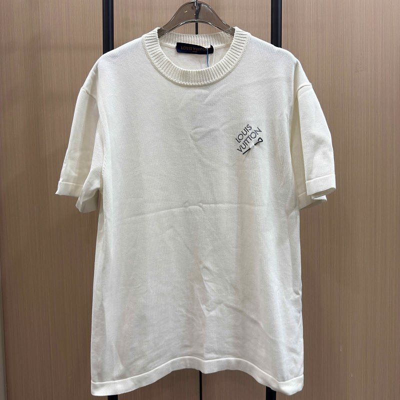 Louis Vuitton Louis Vuitton Logo Embroidered T-Shirt Size S Size US S / EU 44-46 / 1 - 1 Thumbnail