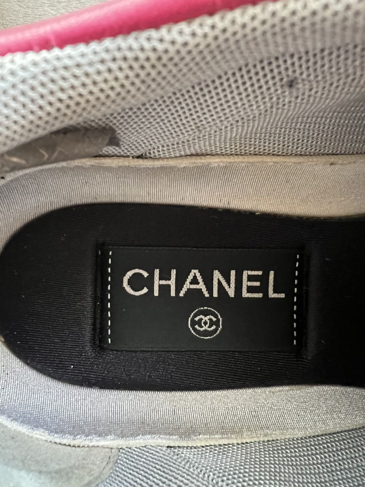 Chanel CHANEL 18k Interlocking CC Sneaker Size 6.5 Women’s (EU 37) Size US 6.5 / IT 36.5 - 7 Thumbnail