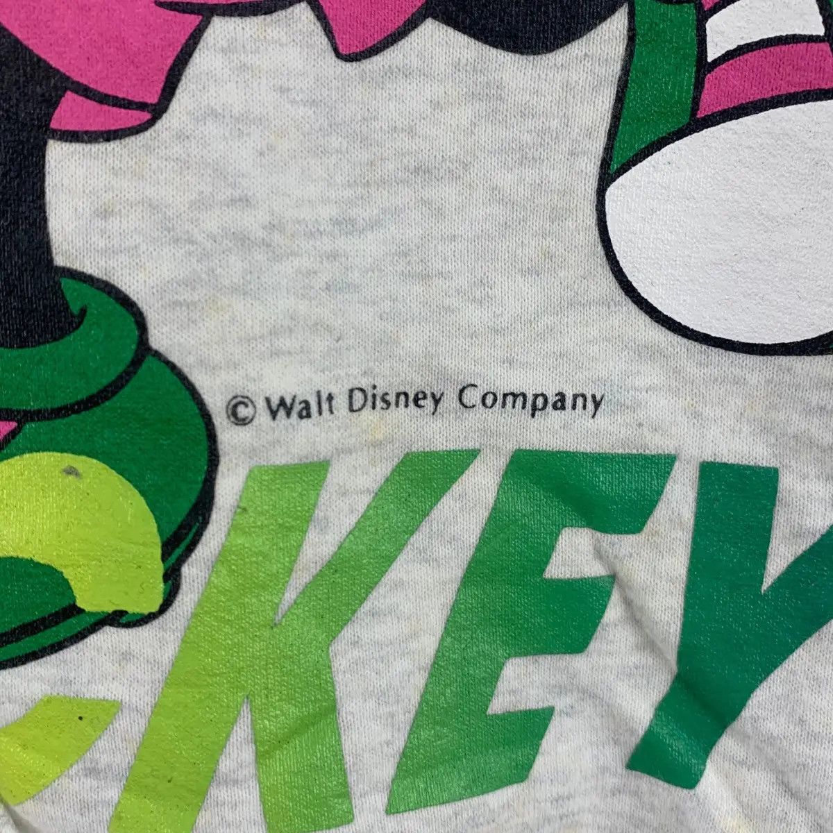 Disney Vintage 90’ WALT DISNEY MICKEY MOUSE Soccer Size L / US 10 / IT 46 - 8 Thumbnail