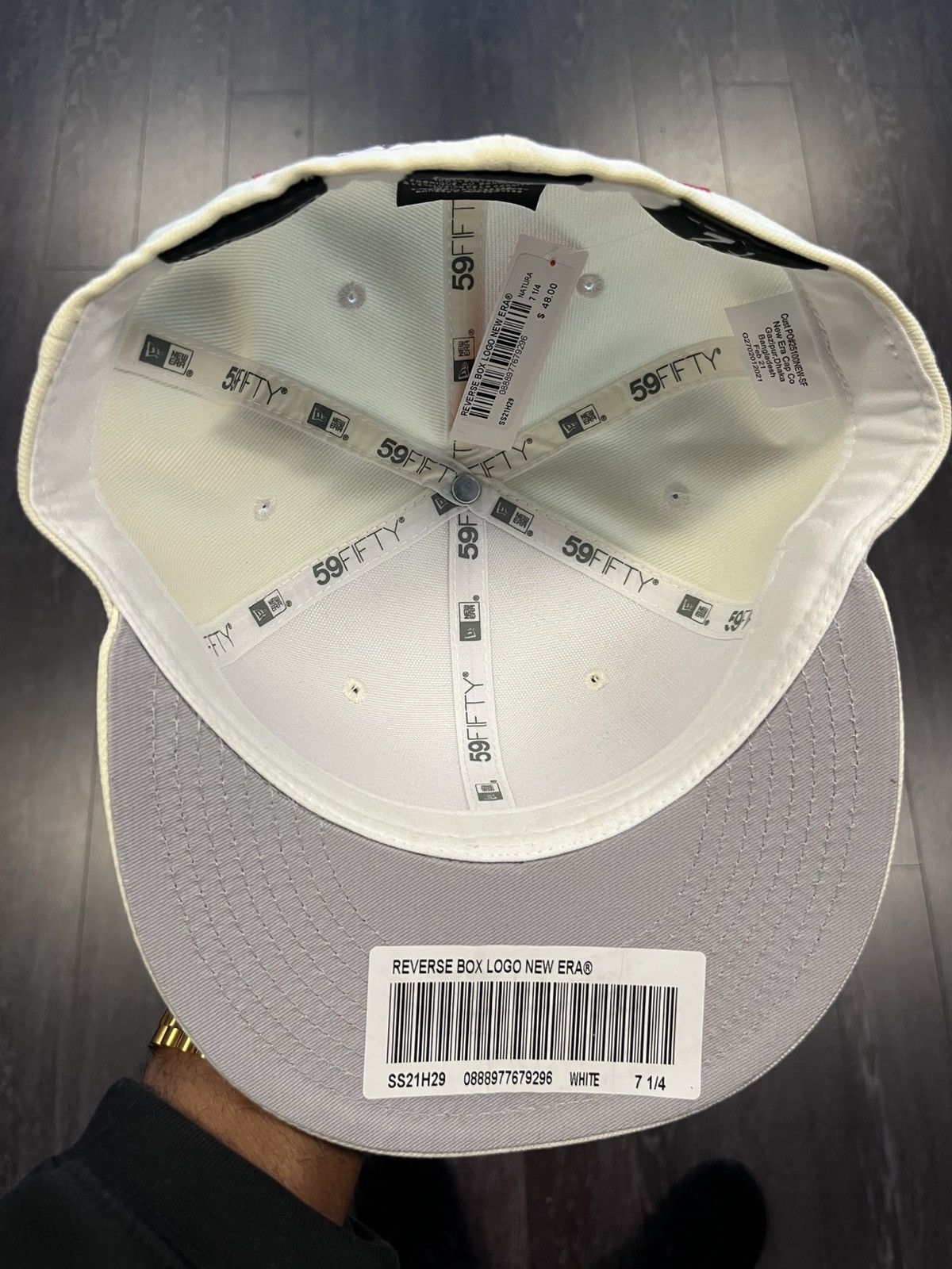 New Era × Supreme Supreme Reverse Box Logo New Era 7 1/4 Size ONE SIZE - 4 Thumbnail