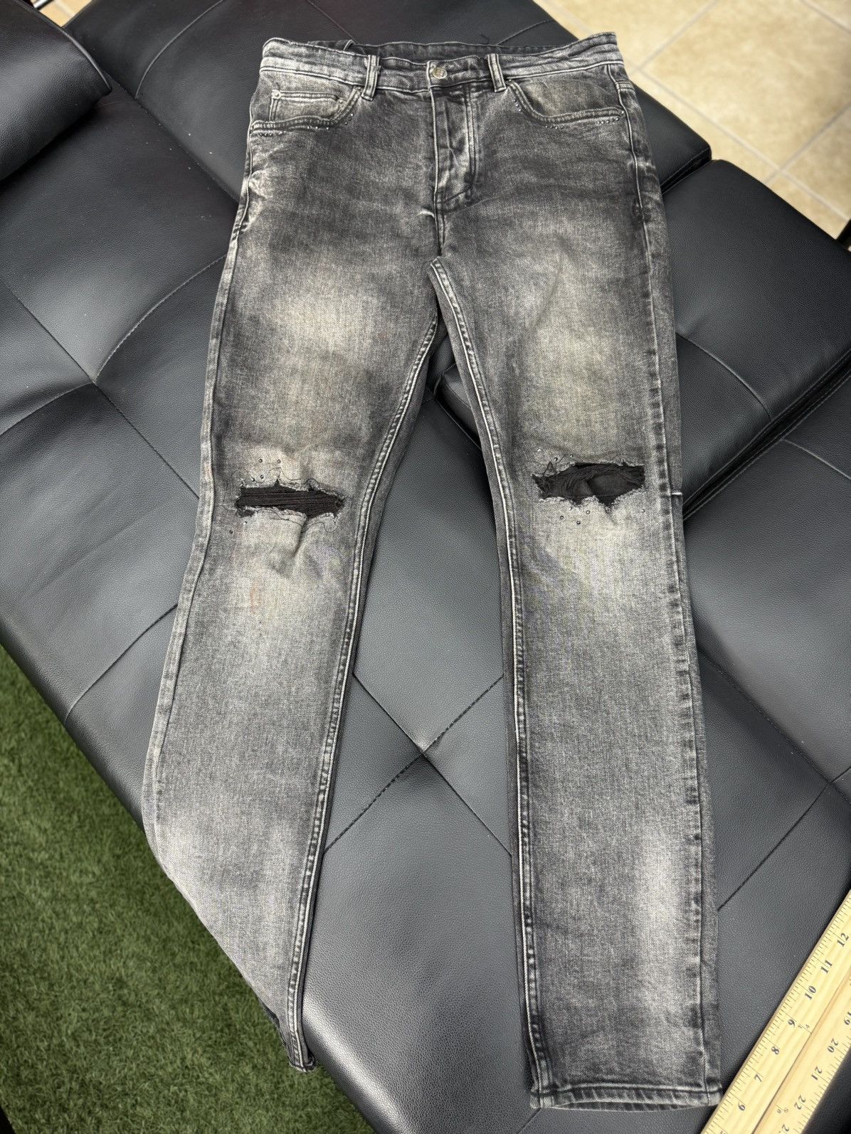 Ksubi Ksubi Grey Stone Skinny Jeans Size 31 Size US 31 - 1 Thumbnail
