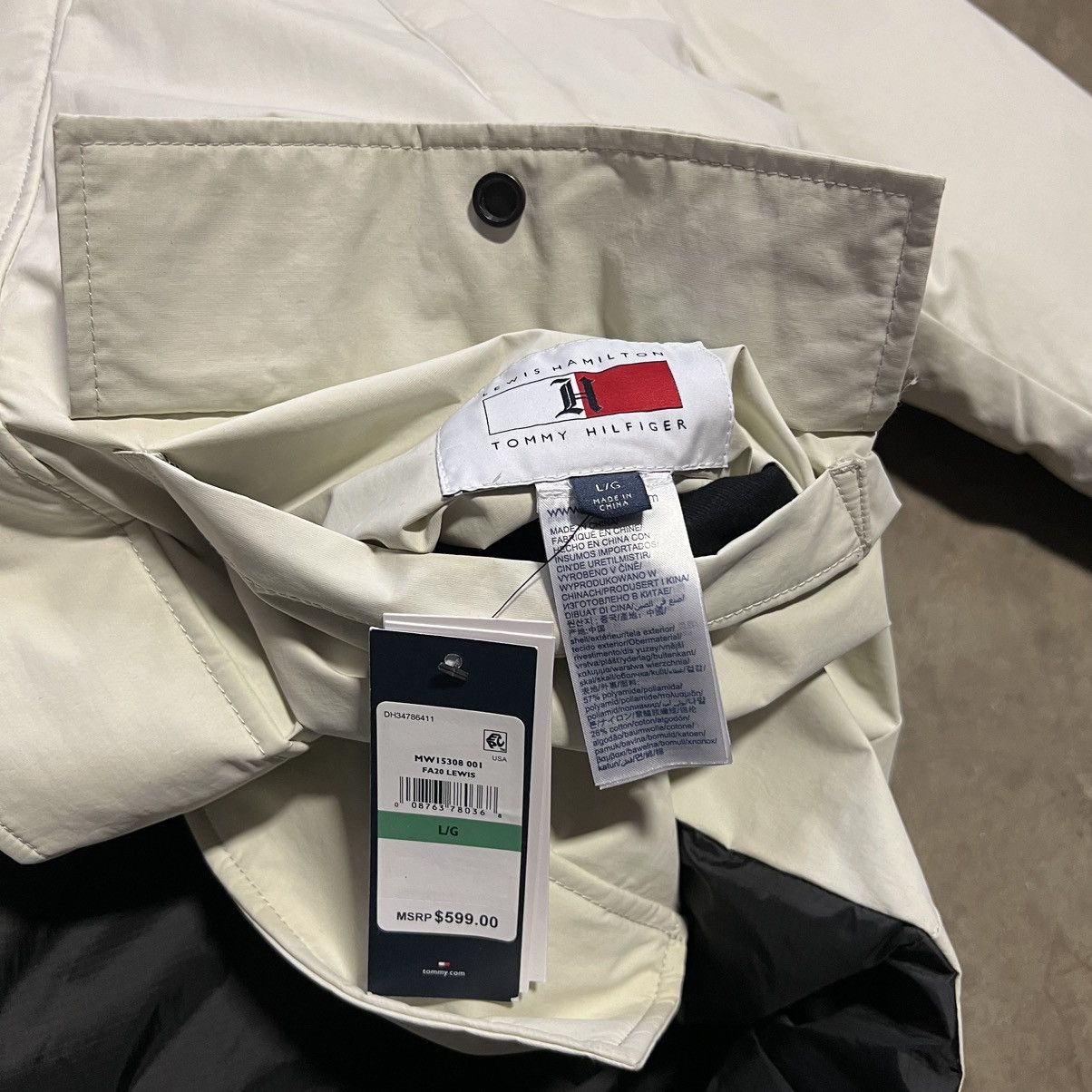 Tommy Hilfiger Tommy Hilfiger Lewis Hamilton Puffer Jacket Parka Coat Down Size US L / EU 52-54 / 3 - 17 Thumbnail