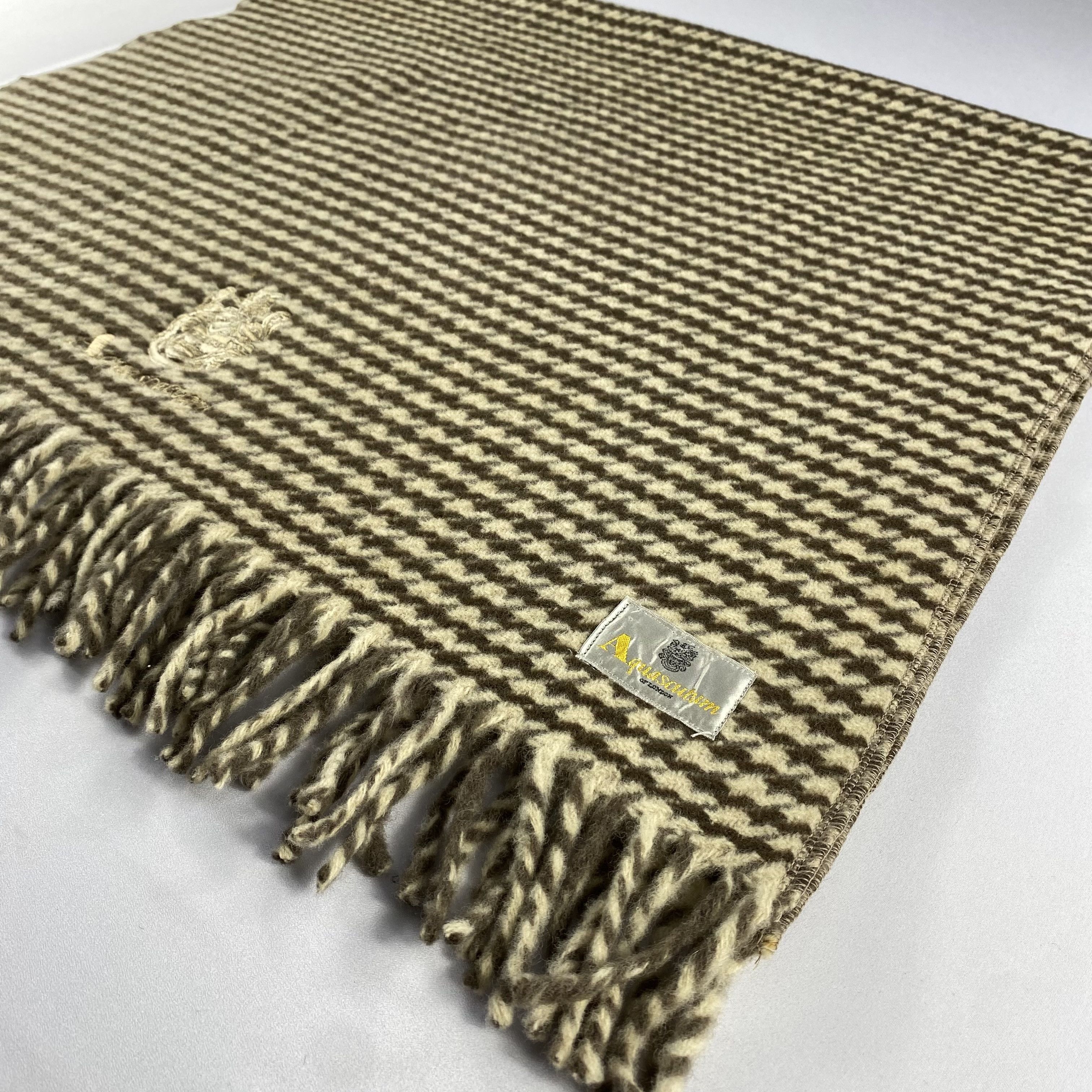 Aquascutum Aquascutum Scarf Neck Wrap Wool Muffler Size ONE SIZE - 2 Thumbnail