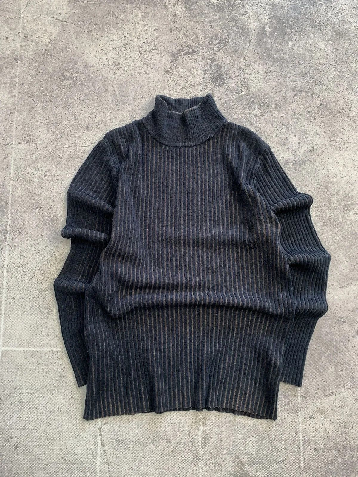 Japanese Brand Vintage Y2K Distressed Striped Sweater Faded knit Y2K Effect Size US M / EU 48-50 / 2 - 2 Thumbnail