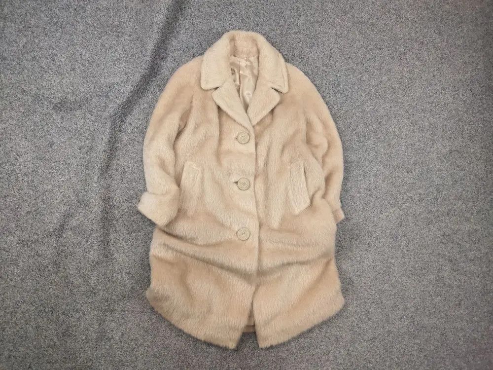 Vintage Vintage 1950's/60's Luxury Mohair fuzzy Beige Coat Jacket Size M / US 6-8 / IT 42-44 - 1 Thumbnail