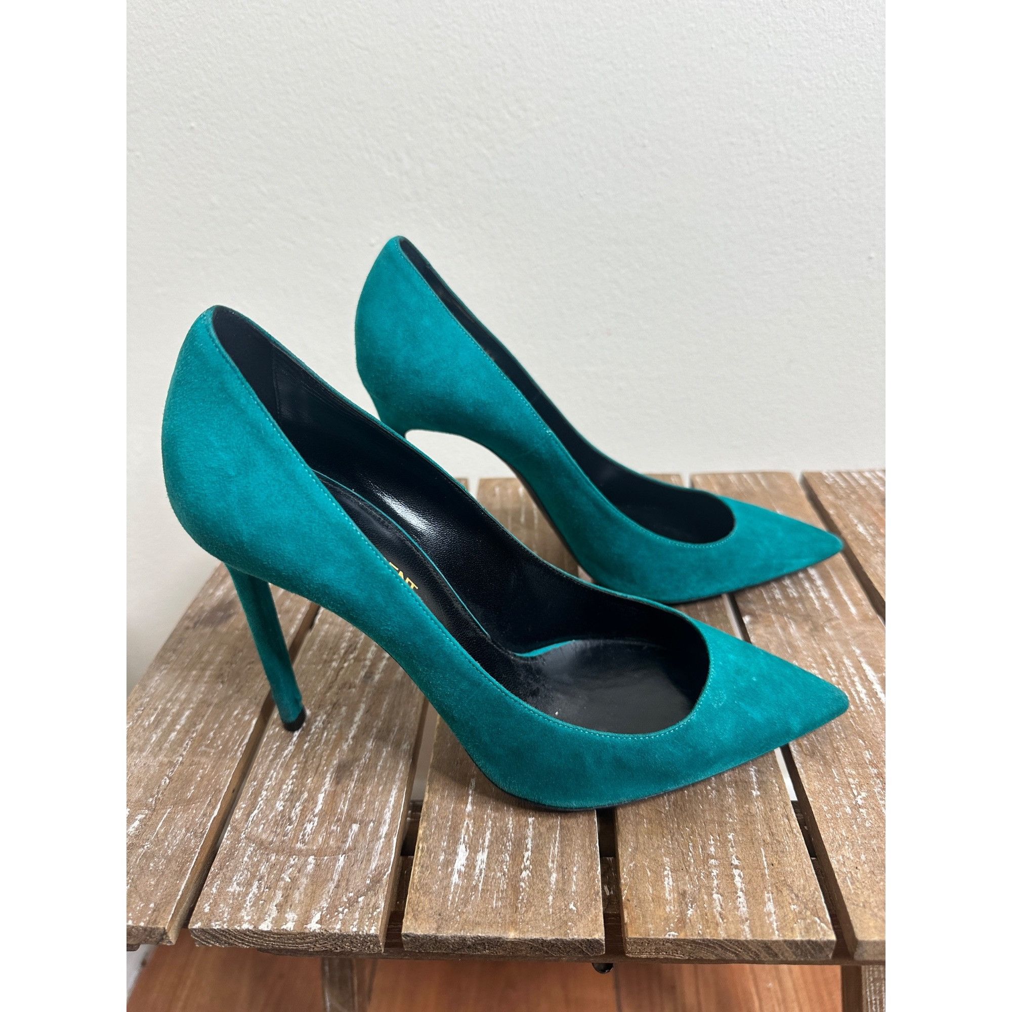 Saint Laurent Paris Saint Laurent Paris Anja Green Suede Heels Size US 8 / IT 38 - 1 Thumbnail
