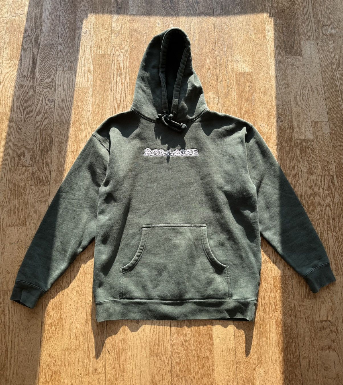 Paradise RARE PARADISE NYC STREETWEAR HOODIE Size US L / EU 52-54 / 3 - 1 Thumbnail