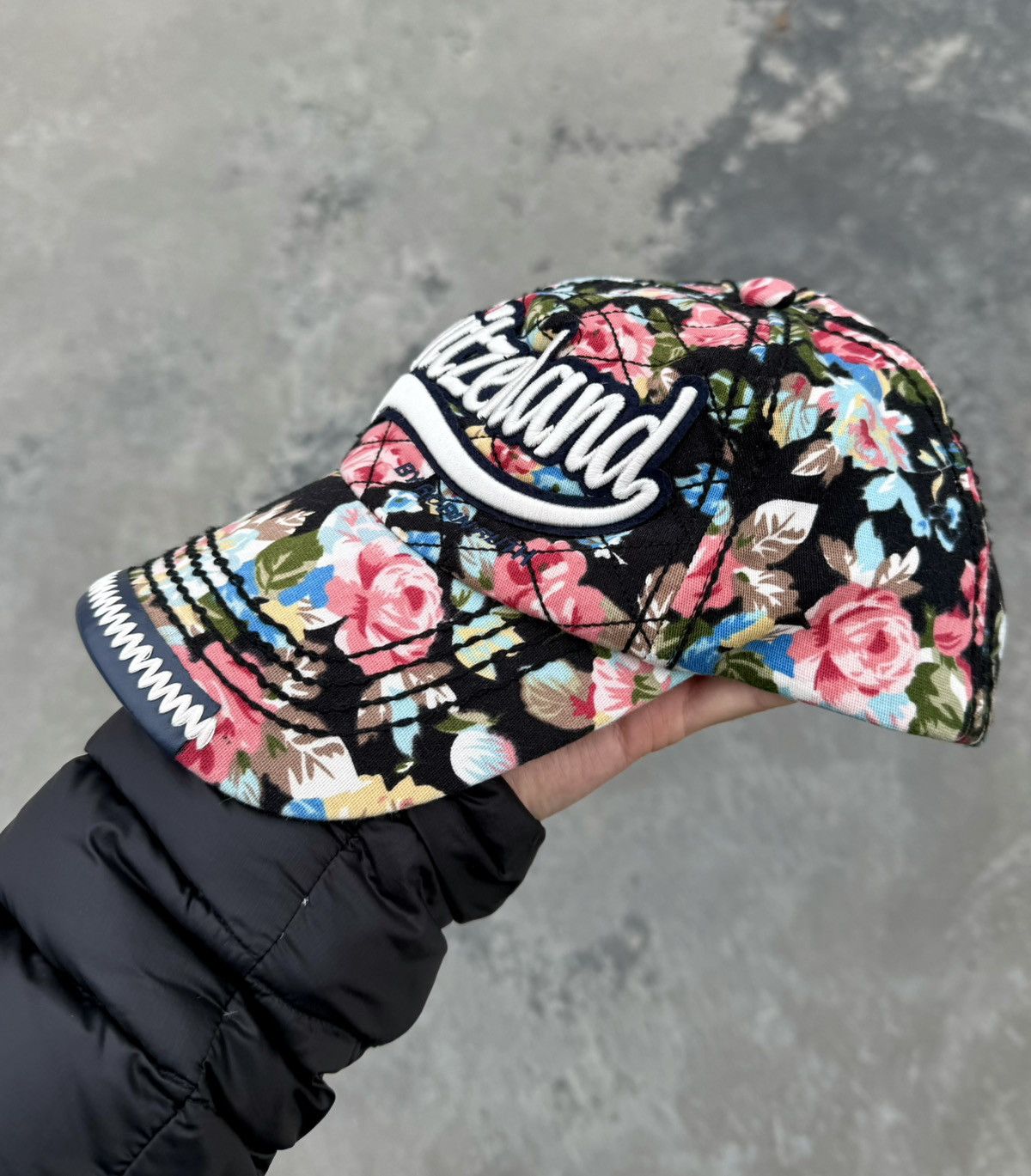 Robin Ruth Rare Full Print Flora Switzerland Y2K Robin Ruth Hat Cap Sk8 Size ONE SIZE - 2 Thumbnail