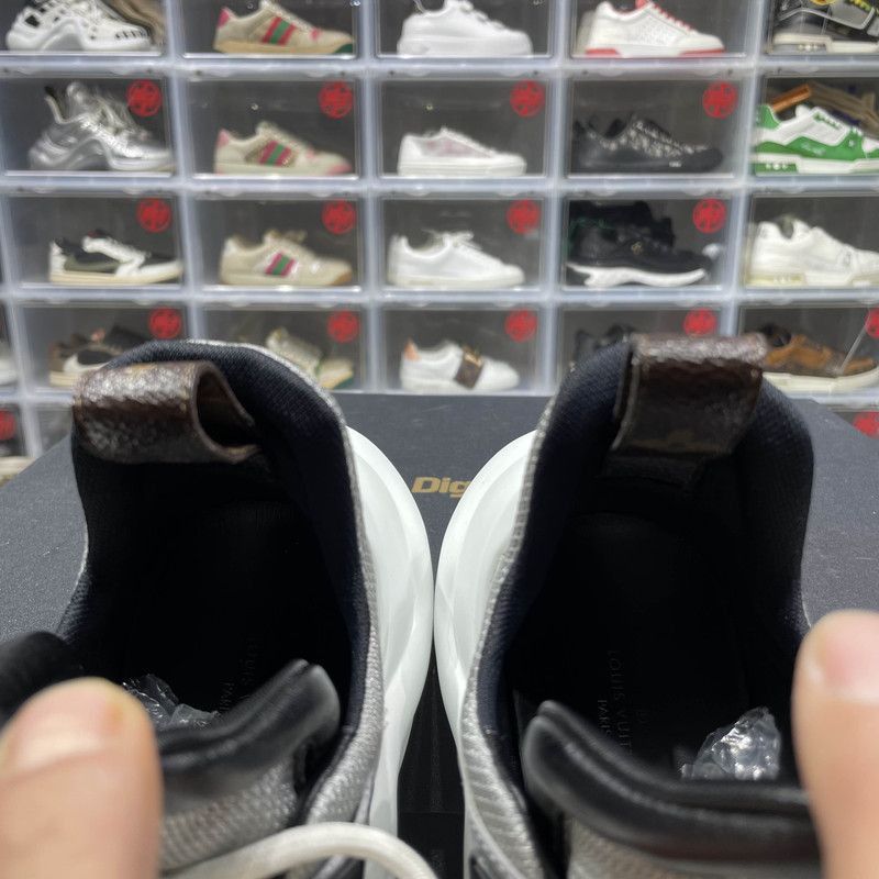 Louis Vuitton Louis Vuitton Silver Gray Dad Sneakers - Size US 5.5 / EU 38 - 4 Thumbnail