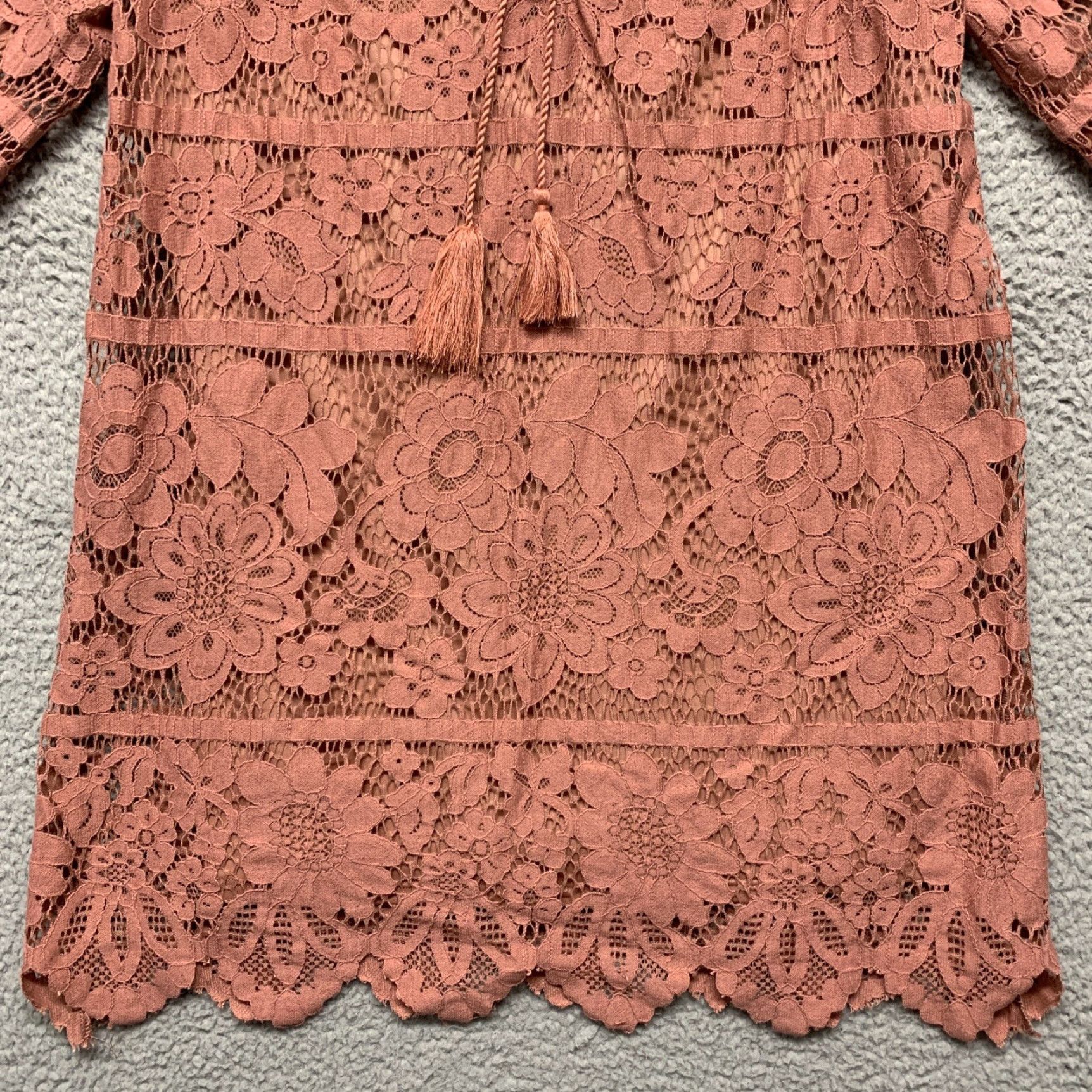 Vintage Xhilaration Dress Women’s XS Lacy Knee Length Dusty Rose Lined Off Shoulders Dress Size XS / US 0-2 / IT 36-38 - 3 Thumbnail