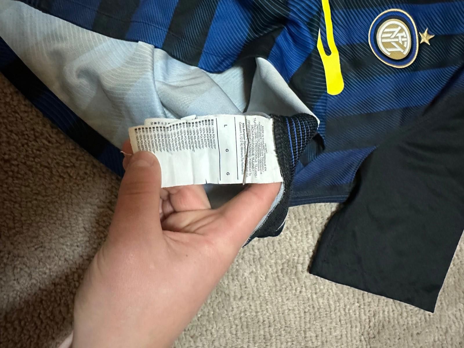 Nike INTER MILAN 2016/2017 HOME FOOTBALL SHIRT JERSEY Sz L Size US L / EU 52-54 / 3 - 5 Thumbnail