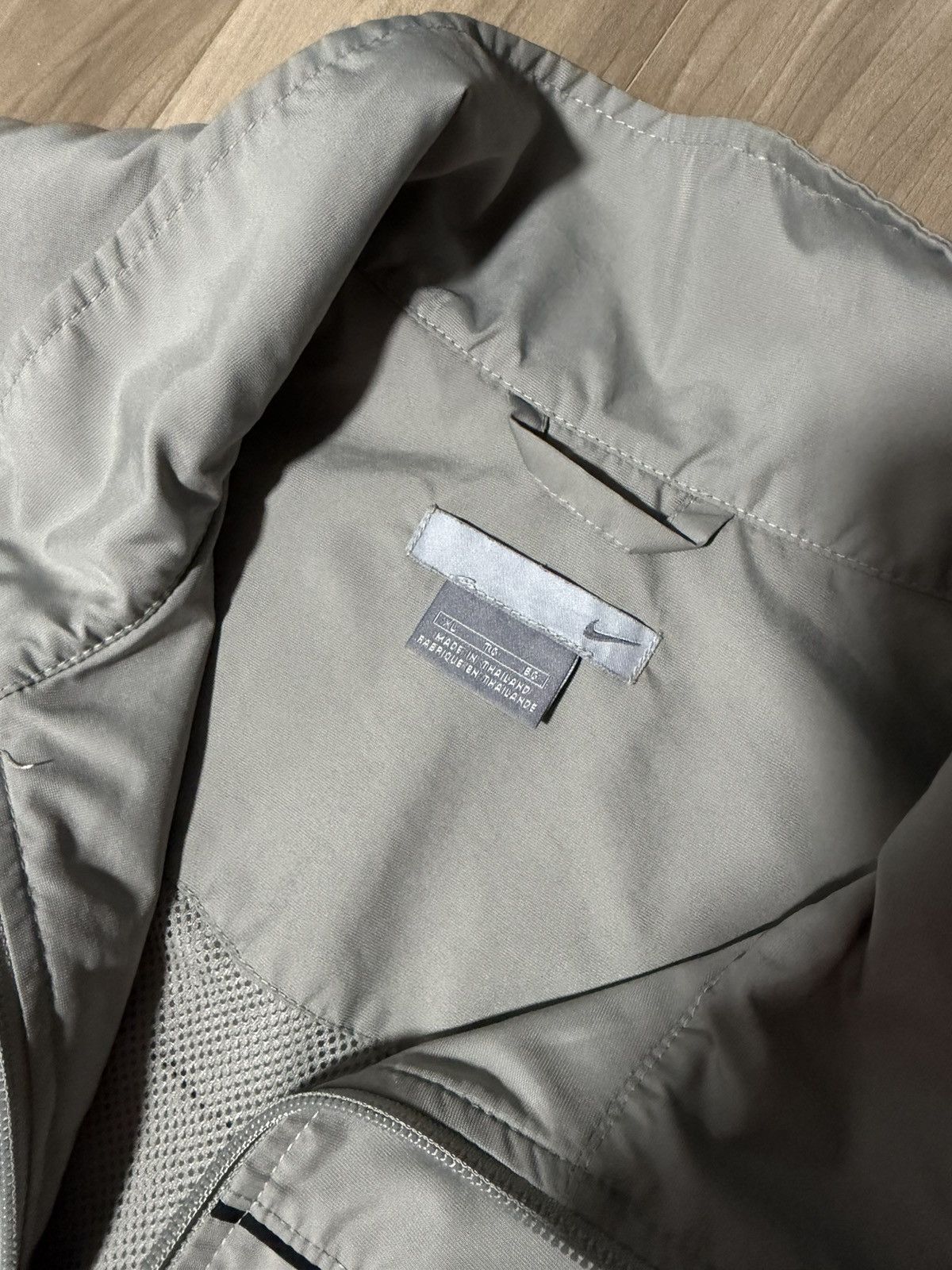 Nike Nike Men's Grey and Silver Jacket Size US XL / EU 56 / 4 - 4 Thumbnail