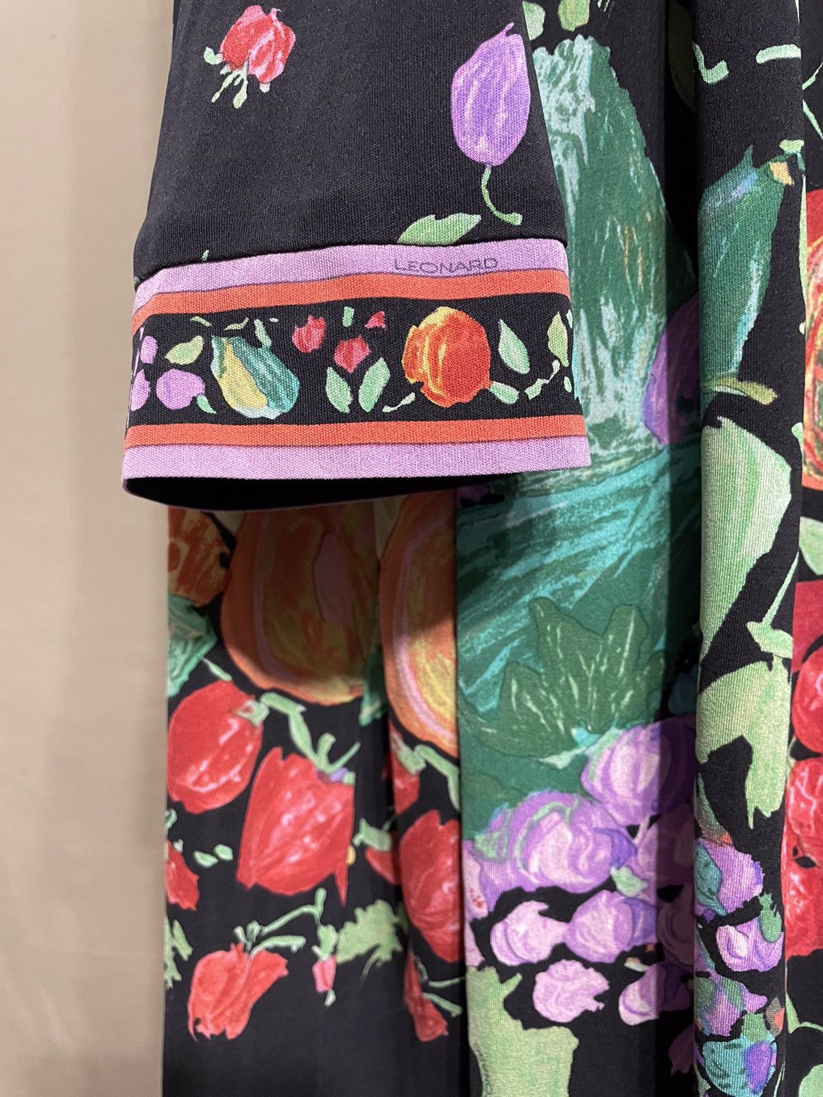 Leonard Paris × Vintage LEONARD Paris Vintage 90s Silk Fruit Print Kimono Dress Size ONE SIZE - 5 Thumbnail