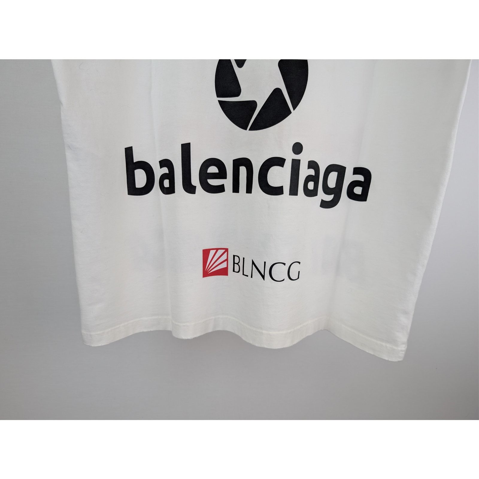 Balenciaga o1rshd1 Top League Vintage Jersey Short Sleeve T-Shirt White Size US M / EU 48-50 / 2 - 10 Thumbnail