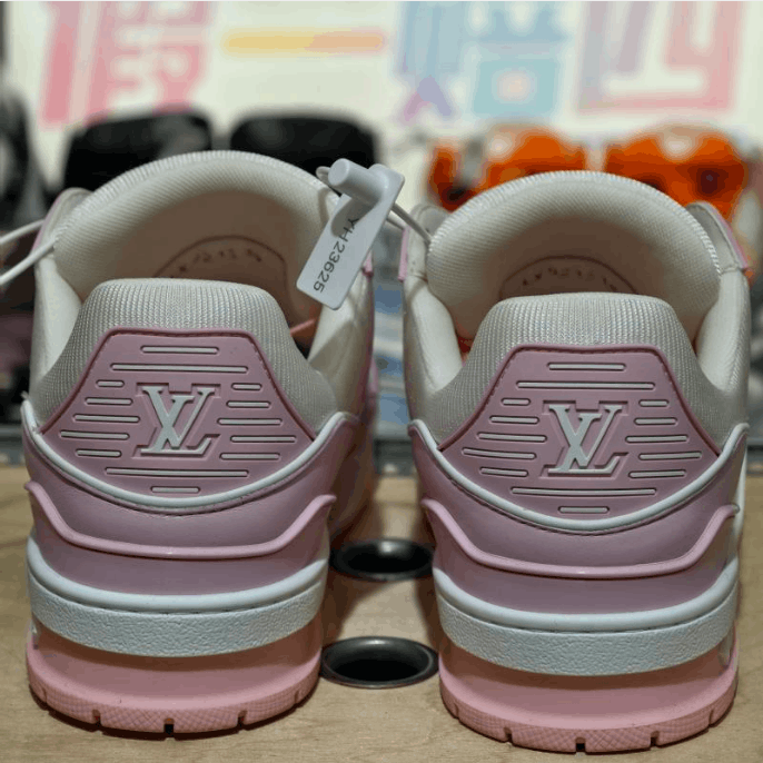 Louis Vuitton Louis Vuitton Low-Top Sneakers Size US 9 / IT 39 - 5 Thumbnail