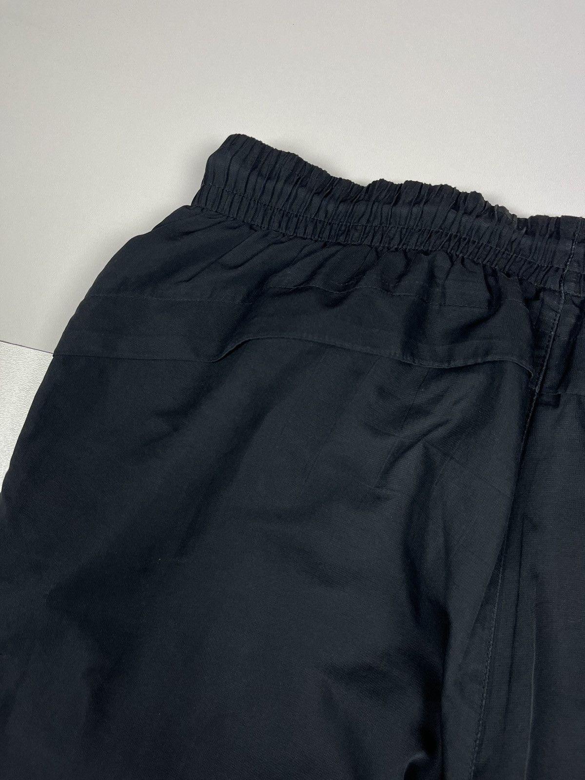 Nike Vintage Nike Athletic Dept Logo Nylon Basic TrackPants Size US 32 / EU 48 - 12 Thumbnail