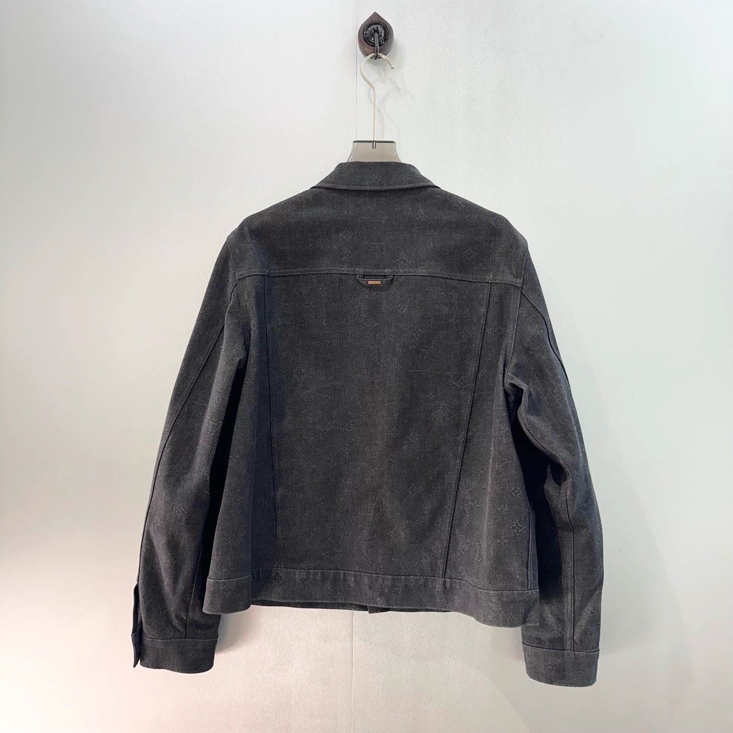 Louis Vuitton Louis Vuitton Gray Monogram Eclipse Denim Jacket 54 Size US L / EU 52-54 / 3 - 3 Thumbnail