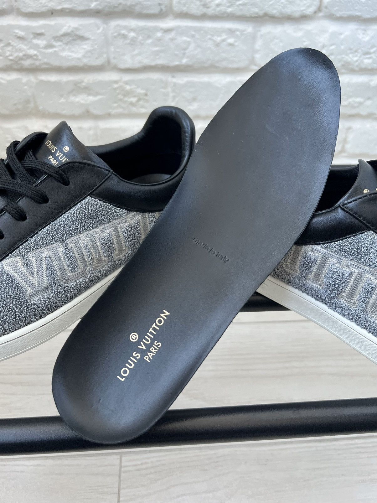Louis Vuitton Louis Vuitton Black Leather Terry Logo Low Top Sneakers Size US 7 / EU 40 - 12 Thumbnail