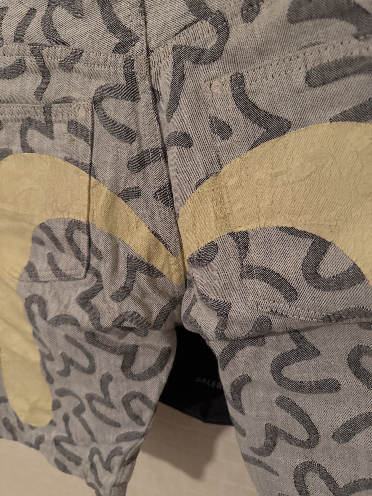 Evisu Evisu all over pattern hand painted jorts Size US 34 / EU 50 - 3 Thumbnail