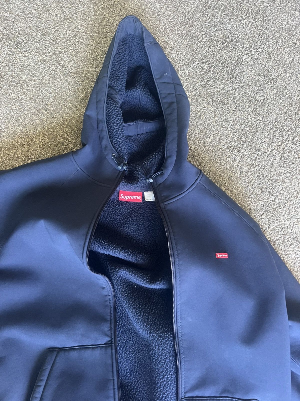 Supreme Supreme Waterproof zip up Size US XL / EU 56 / 4 - 5 Thumbnail