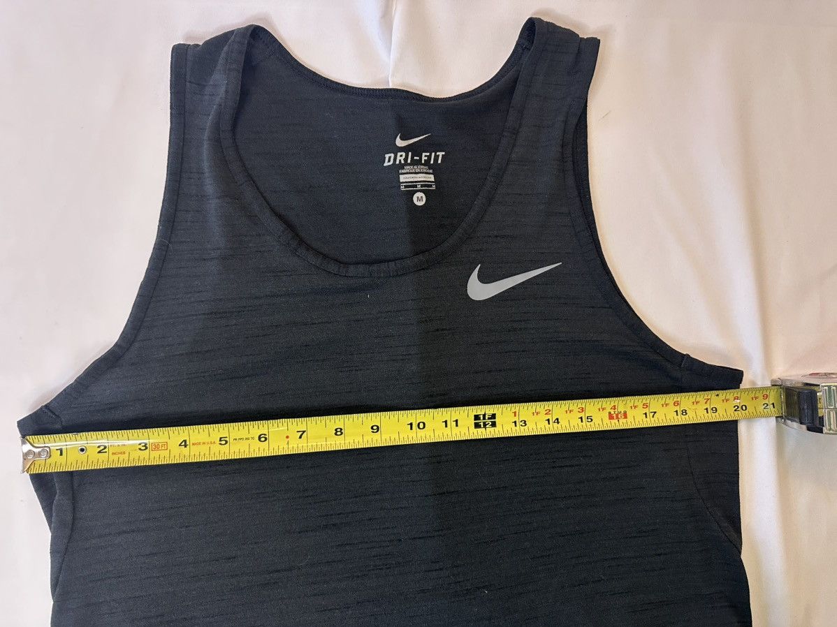 Nike Nike Men’s Medium Charcoal/Dry Fit/Tank Top/Athletic Size US M / EU 48-50 / 2 - 2 Thumbnail