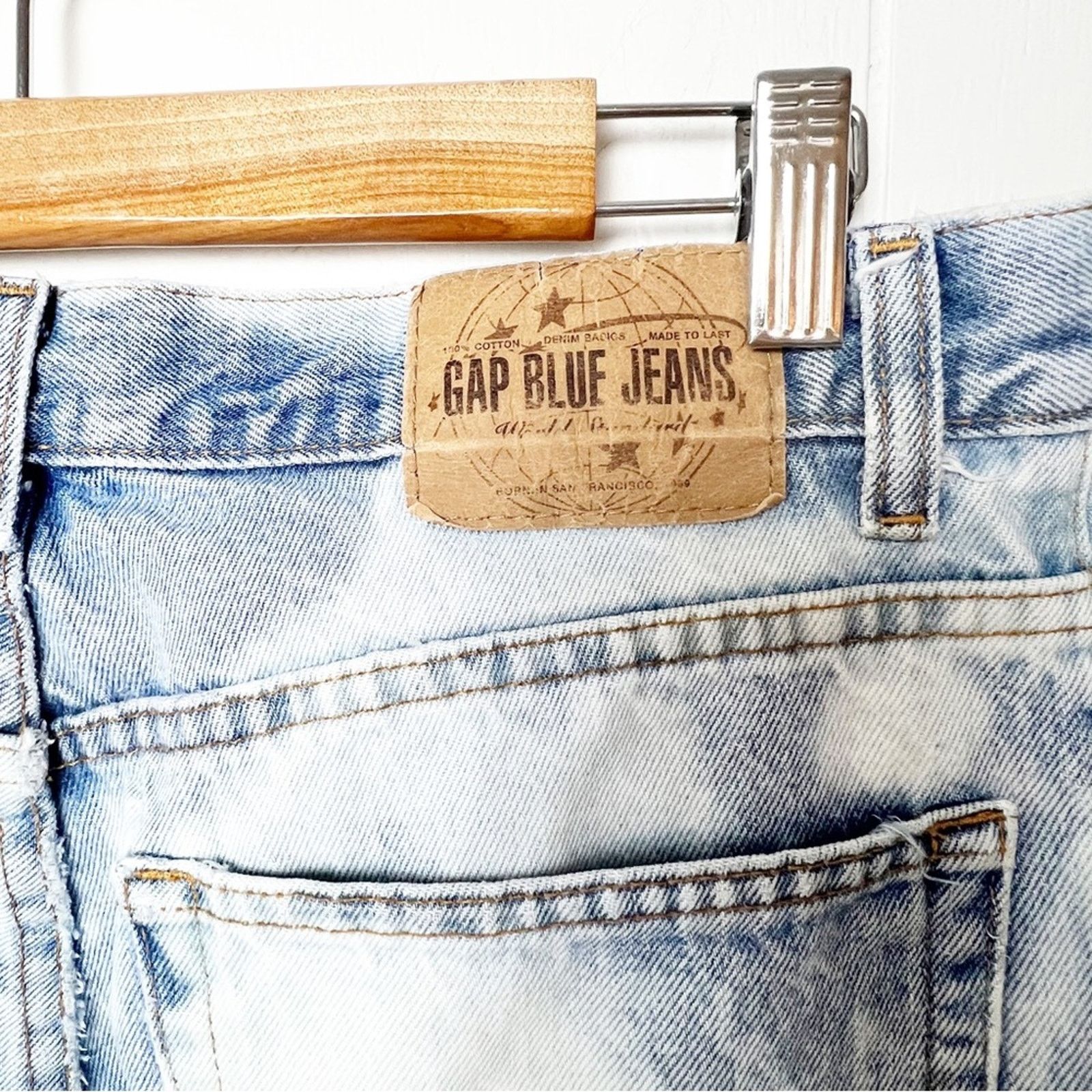 Gap Gap Distressed Marble Bleached Upcycled High Waist Mom Jean Size 32" / US 10 / IT 46 - 6 Thumbnail