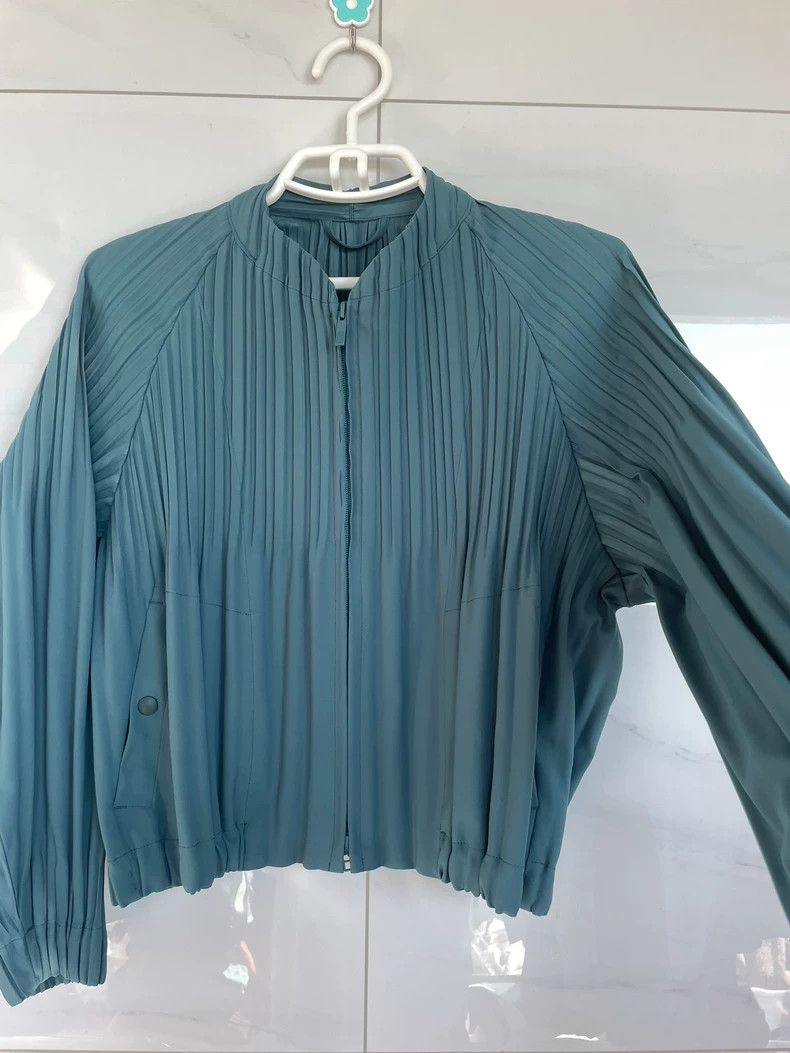 Issey Miyake Issey Miyake Green windbreaker jacket Size L / US 10 / IT 46 - 2 Thumbnail