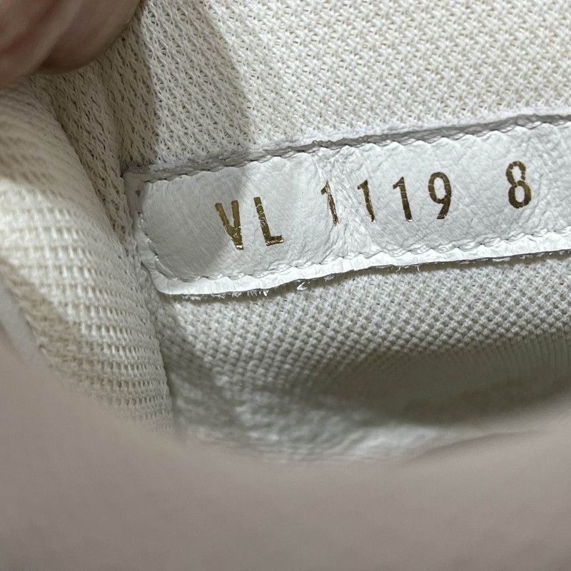 Louis Vuitton Louis Vuitton High-Top Basketball Trainers for Men -2508 Size US 8.5 / EU 41-42 - 4 Thumbnail