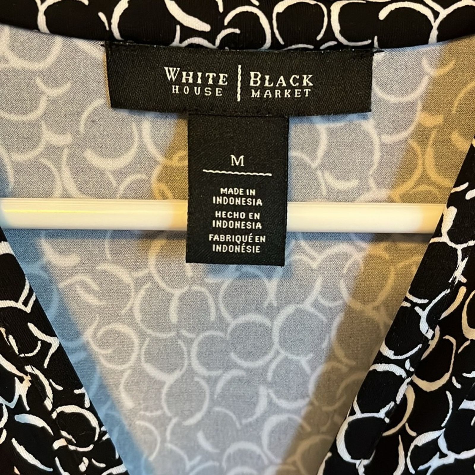 White House Black Market White House Black Market Sleeveless ruched Blouse medium Size M / US 6-8 / IT 42-44 - 2 Thumbnail