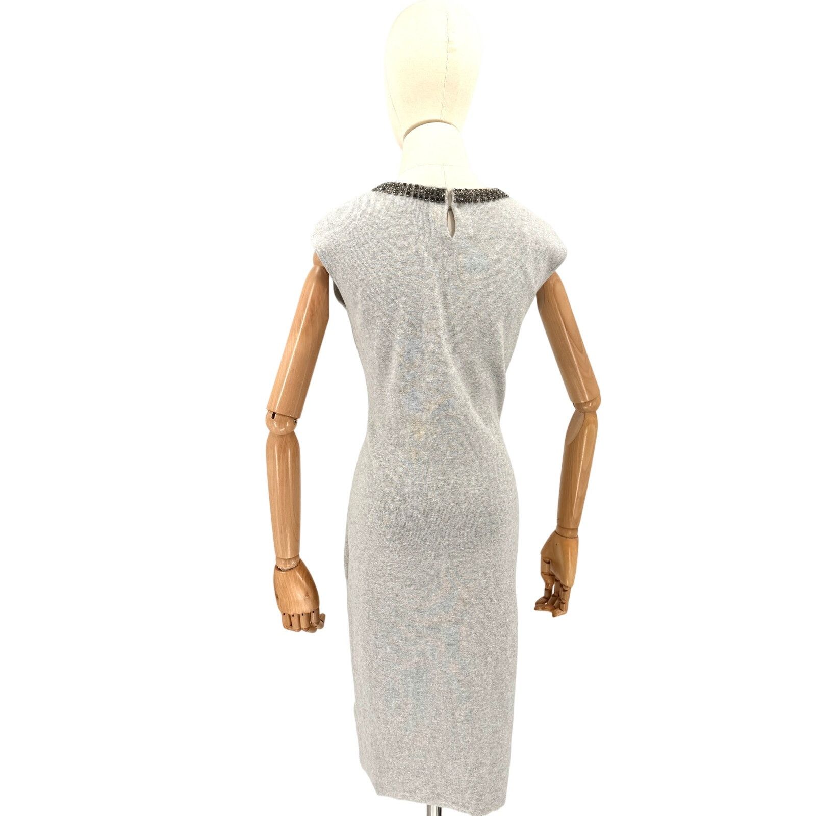 Ralph Lauren Grey Minimalist Glam Beaded Neckline Knit Sheath Dress Size M / US 6-8 / IT 42-44 - 4 Thumbnail