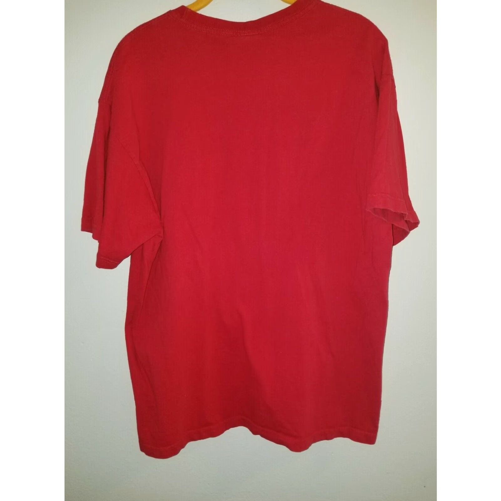 Tommy Hilfiger VINTAGE 90s Tommy Hilfiger Graphic Tee Mens Large Red Short Sleeve Size US L / EU 52-54 / 3 - 4 Thumbnail