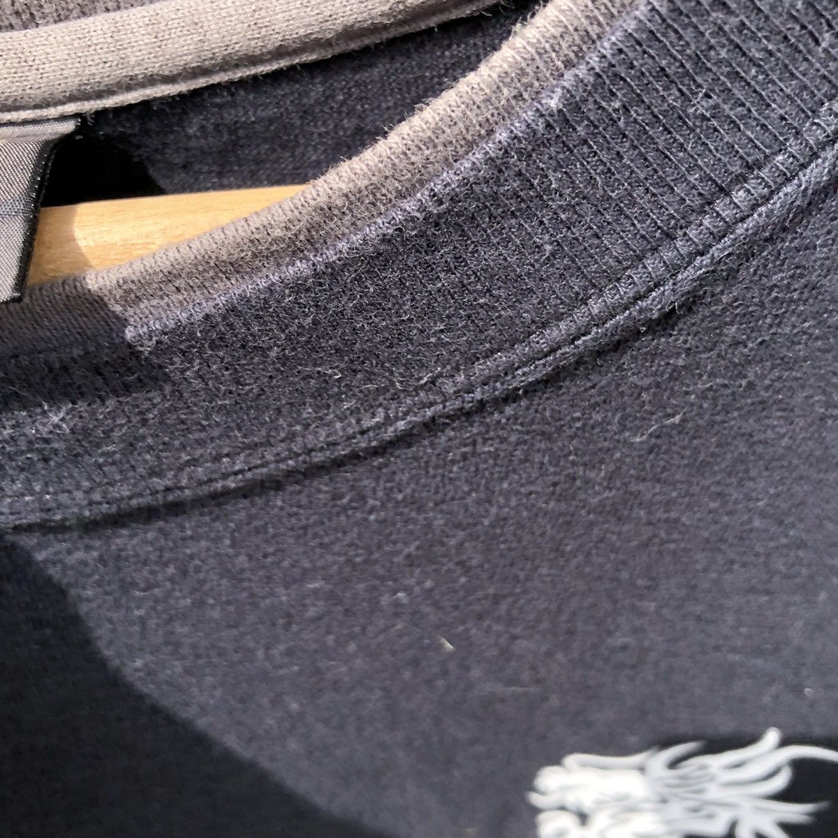 Vintage 🔥Sunfaded🔥 Vintage y2k Bavaleaf Dragon Tshirt Size US L / EU 52-54 / 3 - 7 Thumbnail