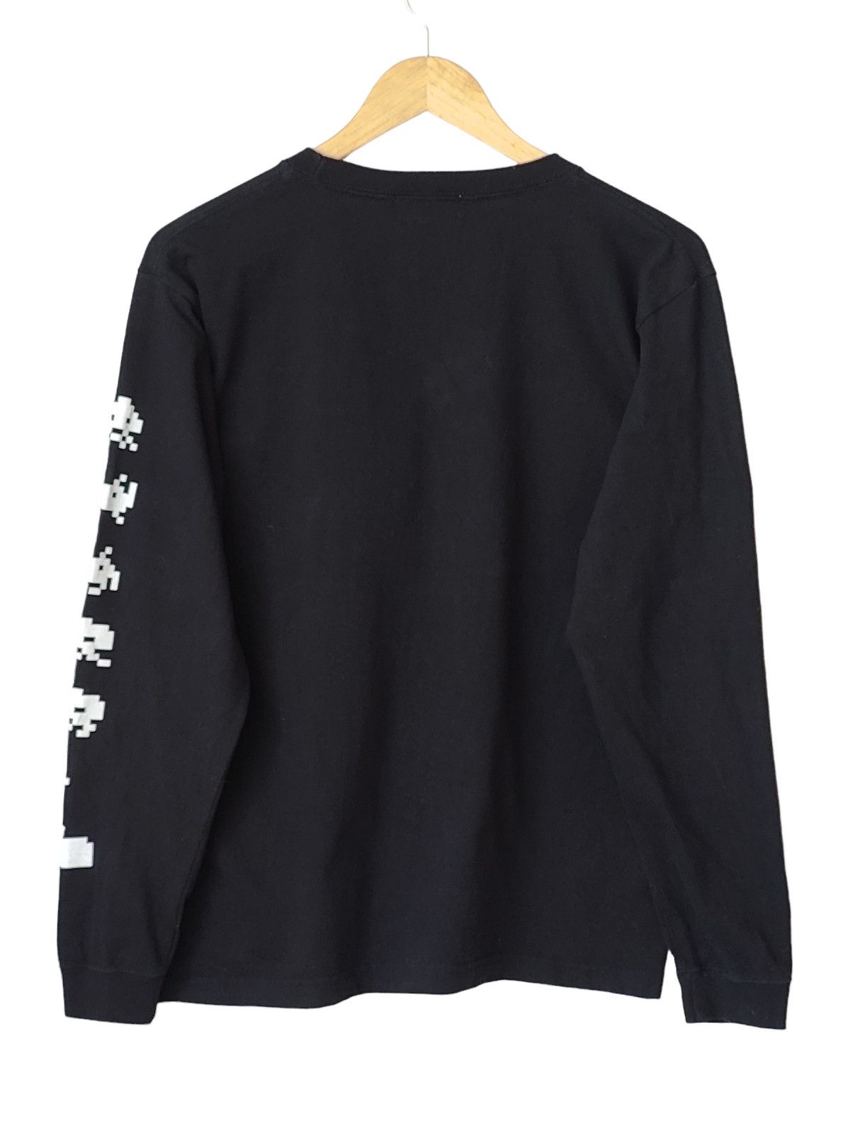 Japanese Brand Medicom Toy Space Invaders RARE Taito Official Longsleeve Size US S / EU 44-46 / 1 - 5 Thumbnail