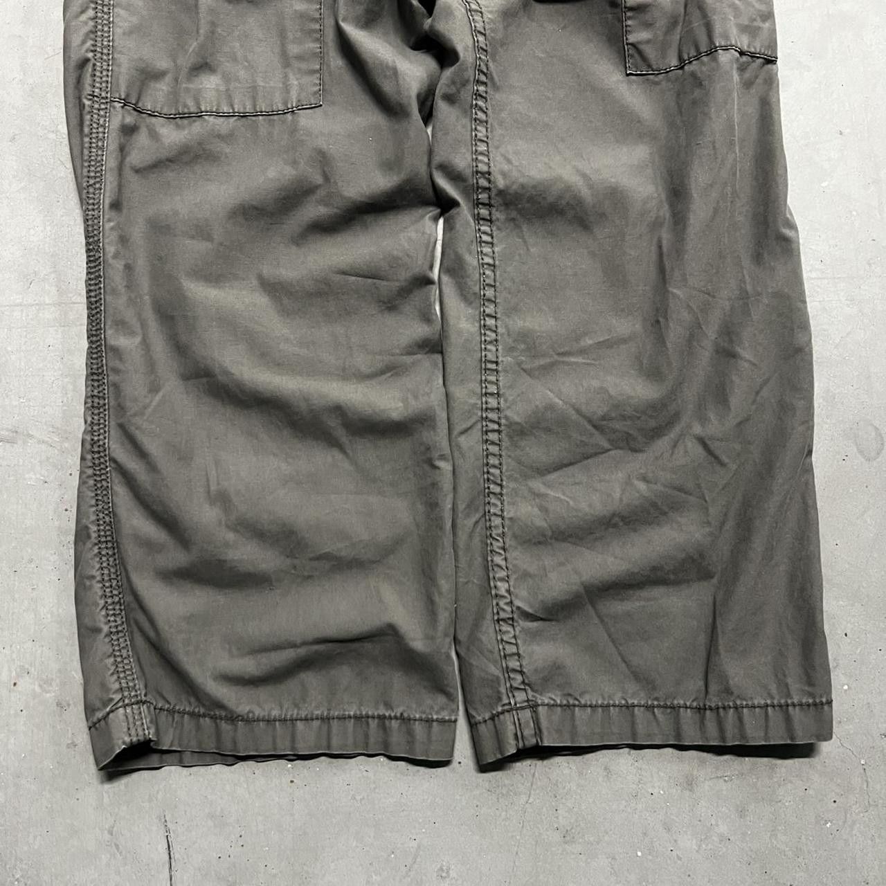 Japanese Brand × Vintage Vintage Y2K/2000s Baggy Grey Skater Style Cargo Pants! Size US 34 / EU 50 - 5 Thumbnail