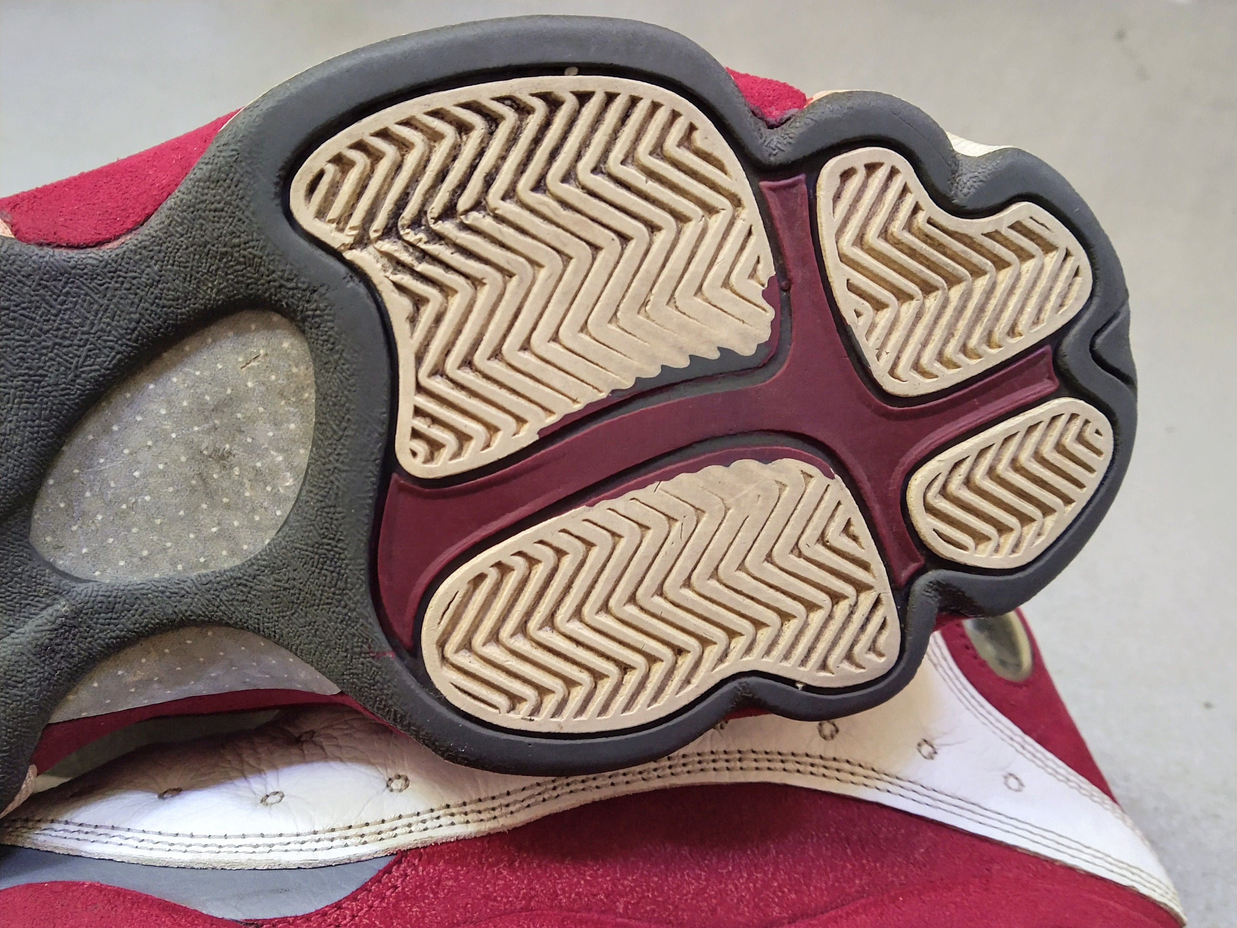 Jordan Brand Nike Air Jordan 13 Retro Maroon Grey Toe Size 9.5 310004-161 Size US 9.5 / EU 42-43 - 16 Thumbnail