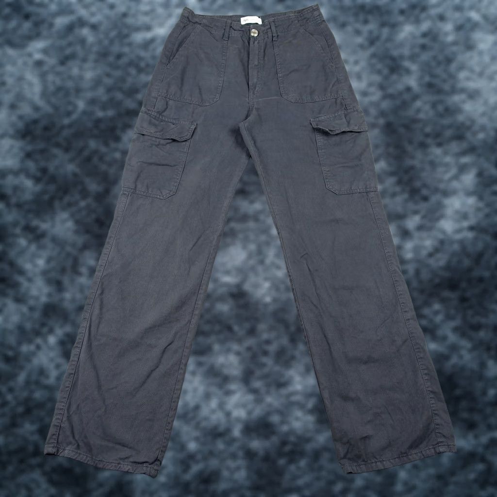 Zara Zara Cargo Pants Womens 6 Gray Cotton Twill Cargo Pockets Straight Leg Casual Size 28" / US 6 / IT 42 - 1 Thumbnail