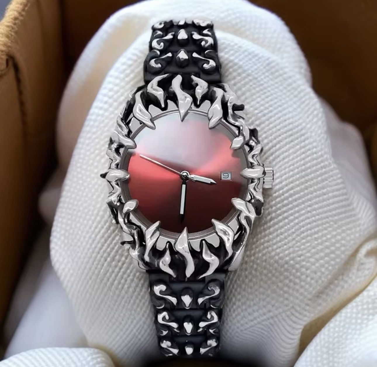 Rare Unique Claw Designer Watch
