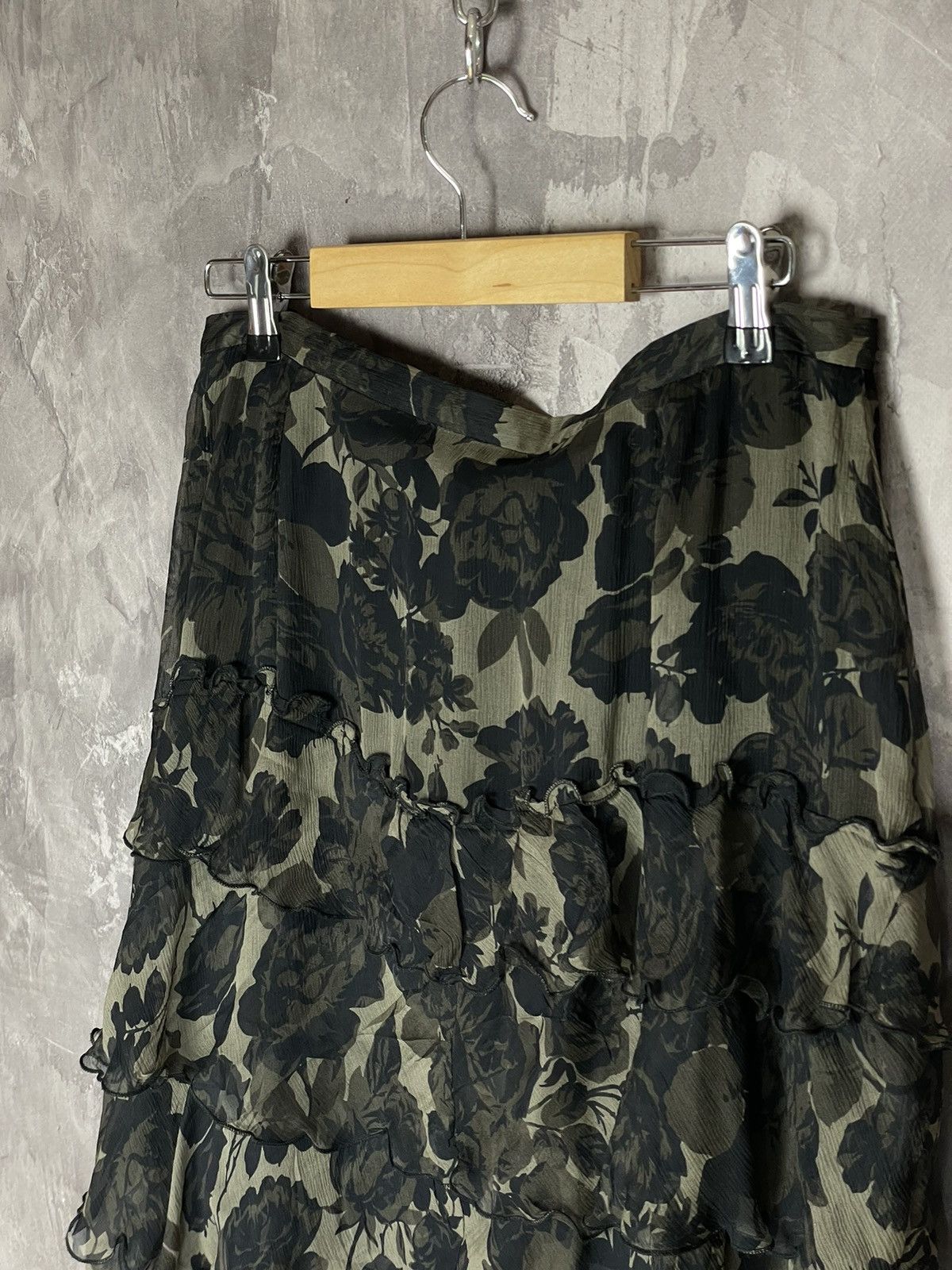 Japanese Brand × Seditionaries Vintage abstract painting silk mesh skirt like jpg Size 30" / US 8 / IT 44 - 8 Thumbnail