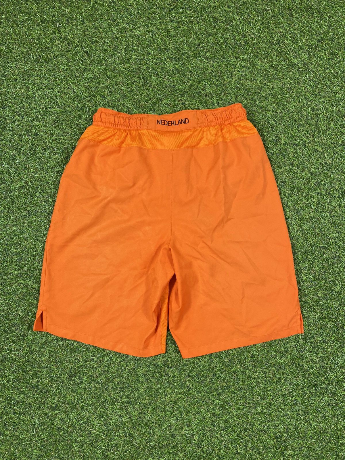 Nike Vintage Nike shorts streetwear swoosh casual y2k size S Size US 30 / EU 46 - 3 Thumbnail