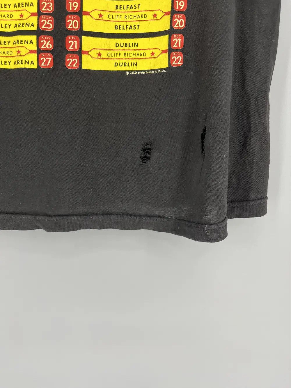 Band Tees Vintage 1994 CLIFF RICHARD Band Tour Rock T-shirt Streetwear Size US M / EU 48-50 / 2 - 16 Thumbnail