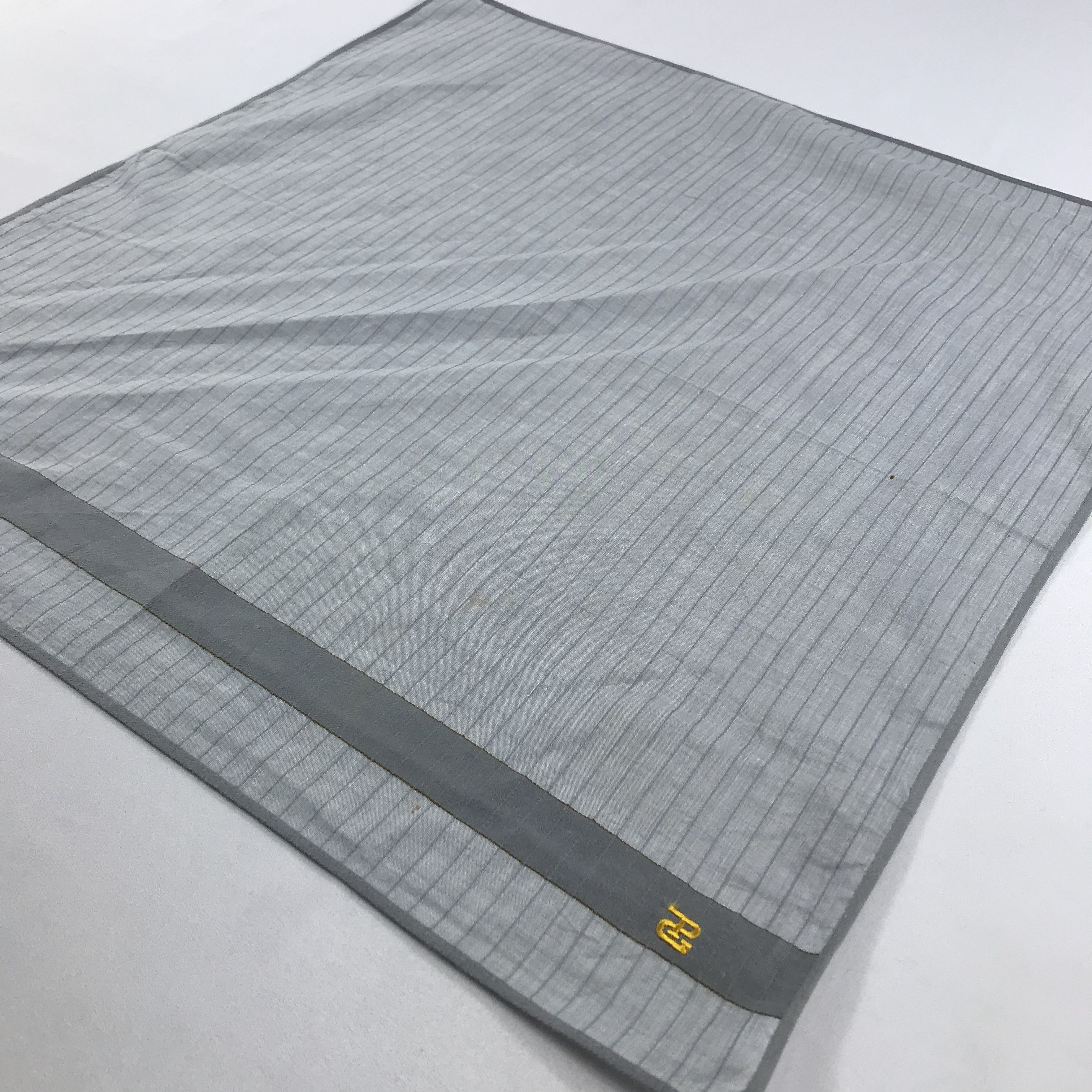 Paolo Gucci × Vintage Paolo Gucci Bandana / Handkerchief / Neckerchief - S2150 Size ONE SIZE - 2 Thumbnail
