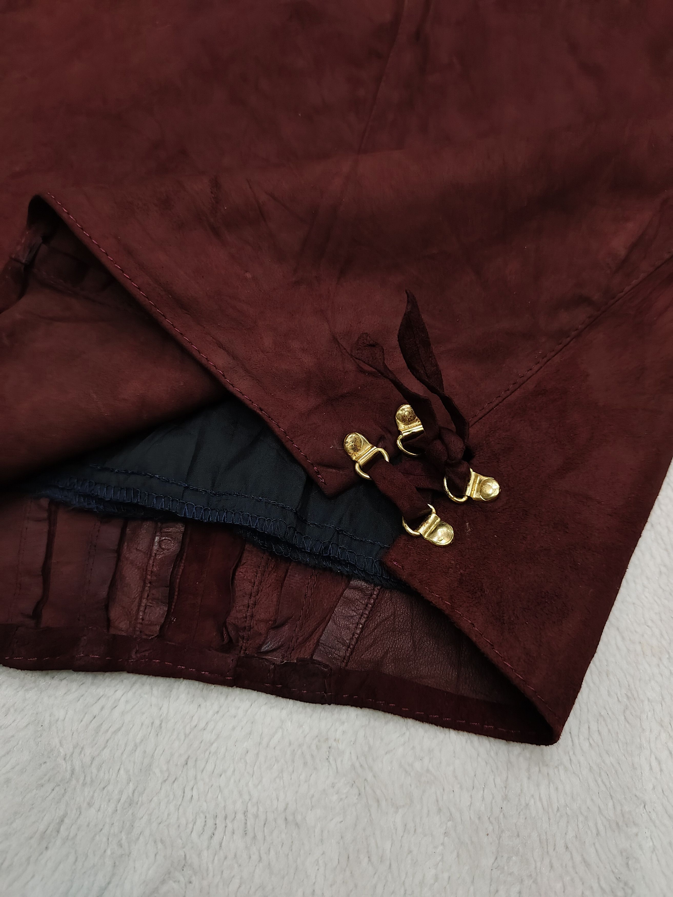 Vera Pelle 80s Zerbini -Vera Pelle Suede Maroon Knee Skirt Size 24" / US 00 / IT 34 - 3 Thumbnail