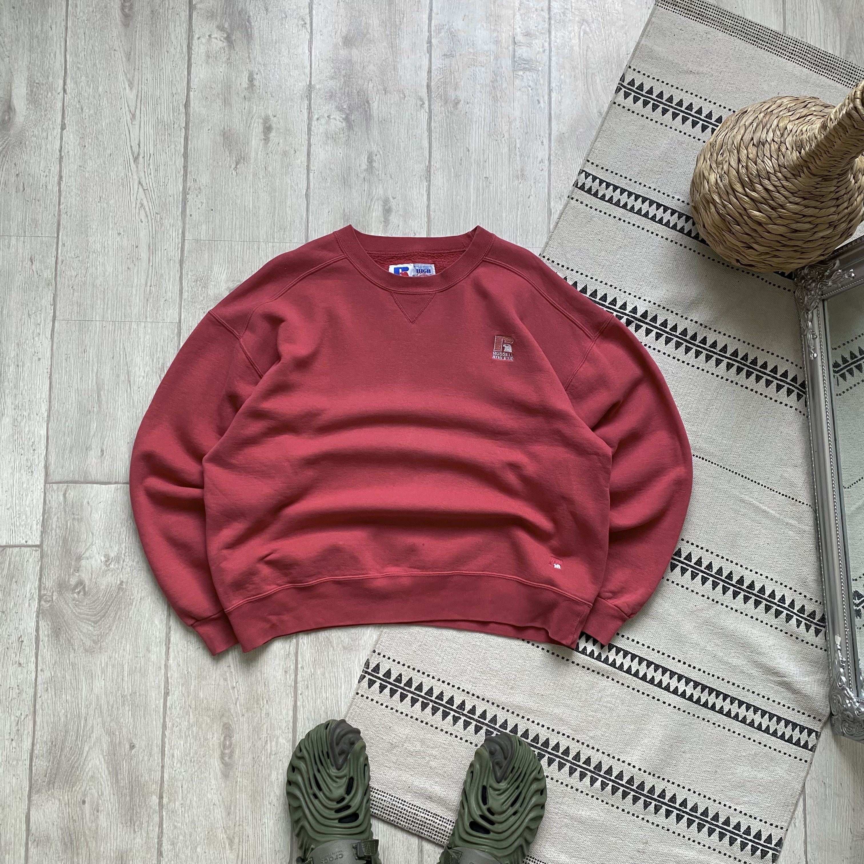 Russell Athletic Vintage 90s Russell Athletic Boxy Sweatshirt cropped Size US L / EU 52-54 / 3 - 1 Thumbnail