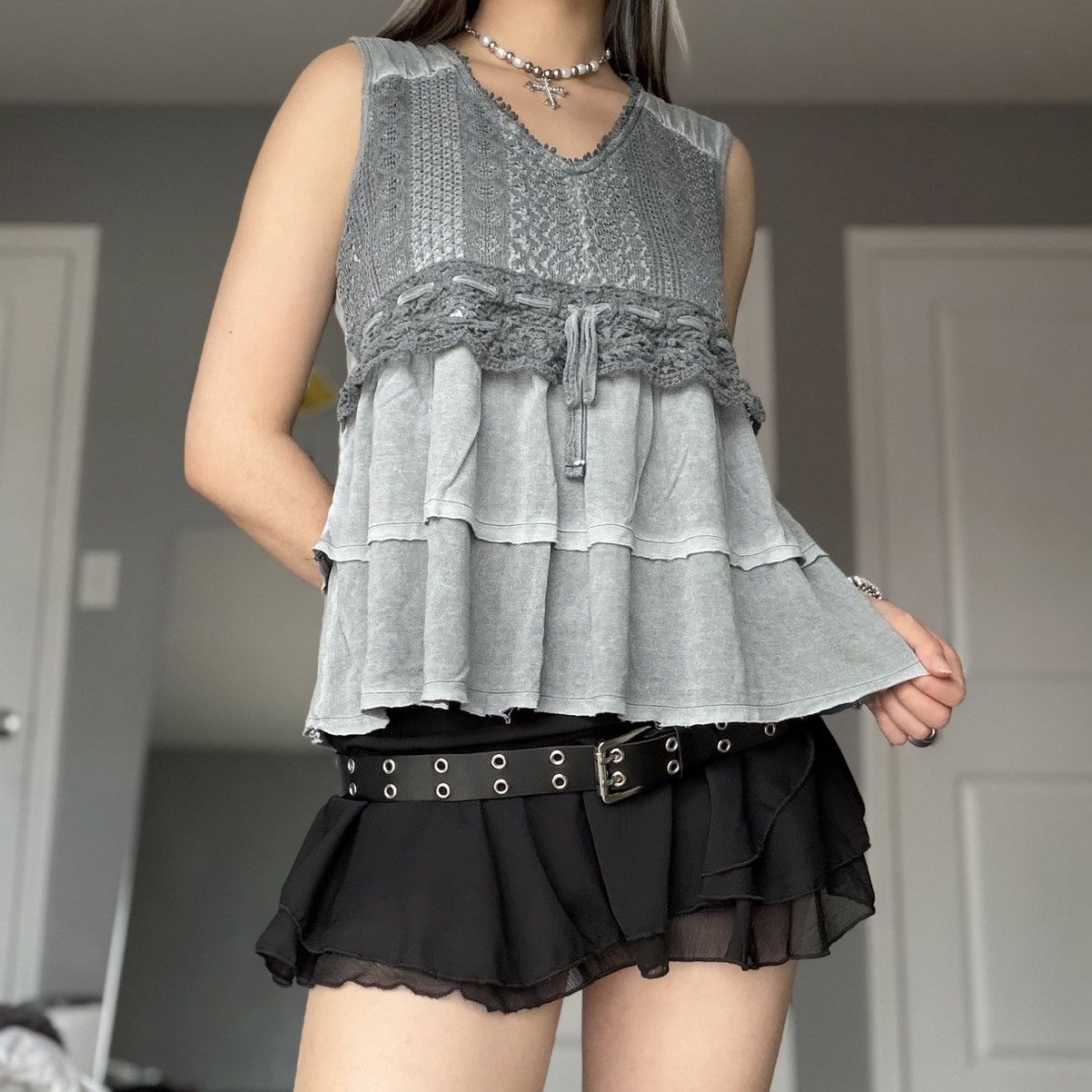Style & Co Style & Co. Gray Layered Crochet Trim Tank Top Size M / US 6-8 / IT 42-44 - 6 Thumbnail