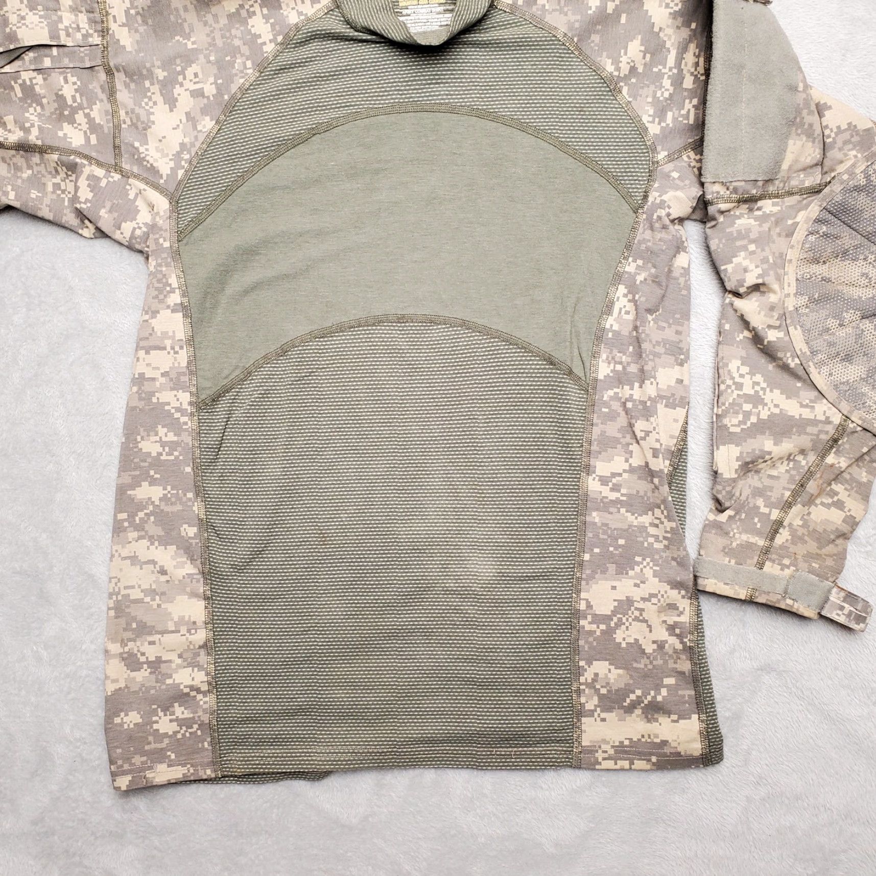 Vintage Massif Mountain Gear Shirt Men L Green Digital Camoflage Army Combat ACS USA Shirt Mens Green Camouflage Military USA Size US L / EU 52-54 / 3 - 4 Thumbnail